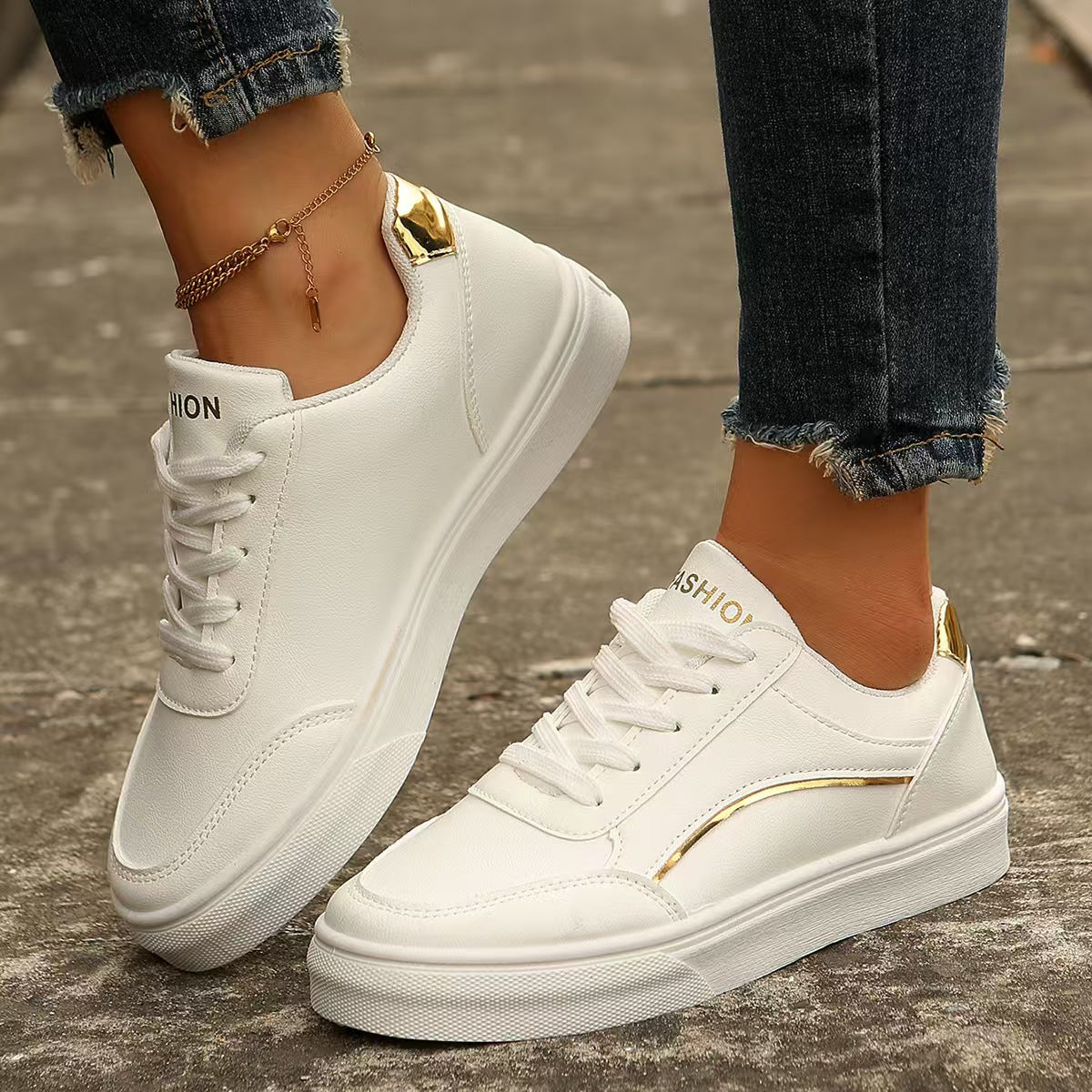 Vegan Leather Fashion Round Toe Flat Sneakers